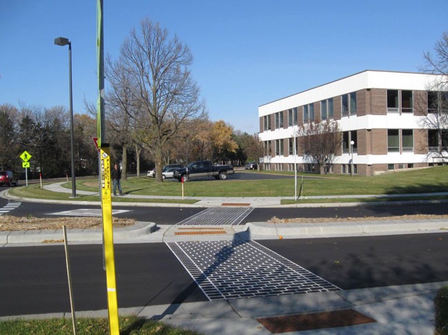 Edina – W. 70th Street